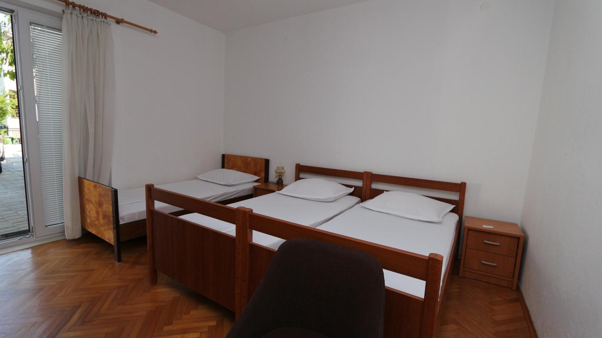 Dinka Guesthouse Makarska Eksteriør billede