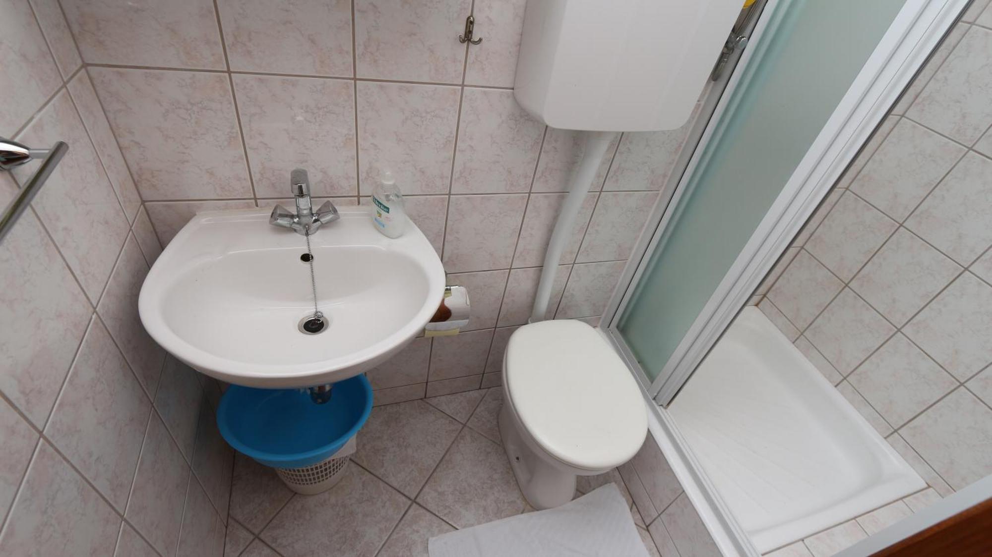 Dinka Guesthouse Makarska Eksteriør billede