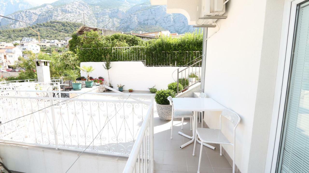 Dinka Guesthouse Makarska Eksteriør billede