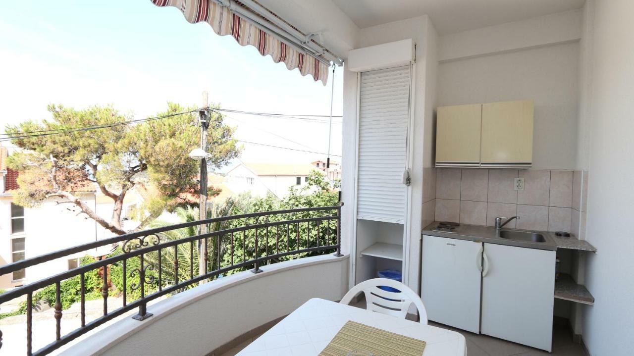 Dinka Guesthouse Makarska Eksteriør billede