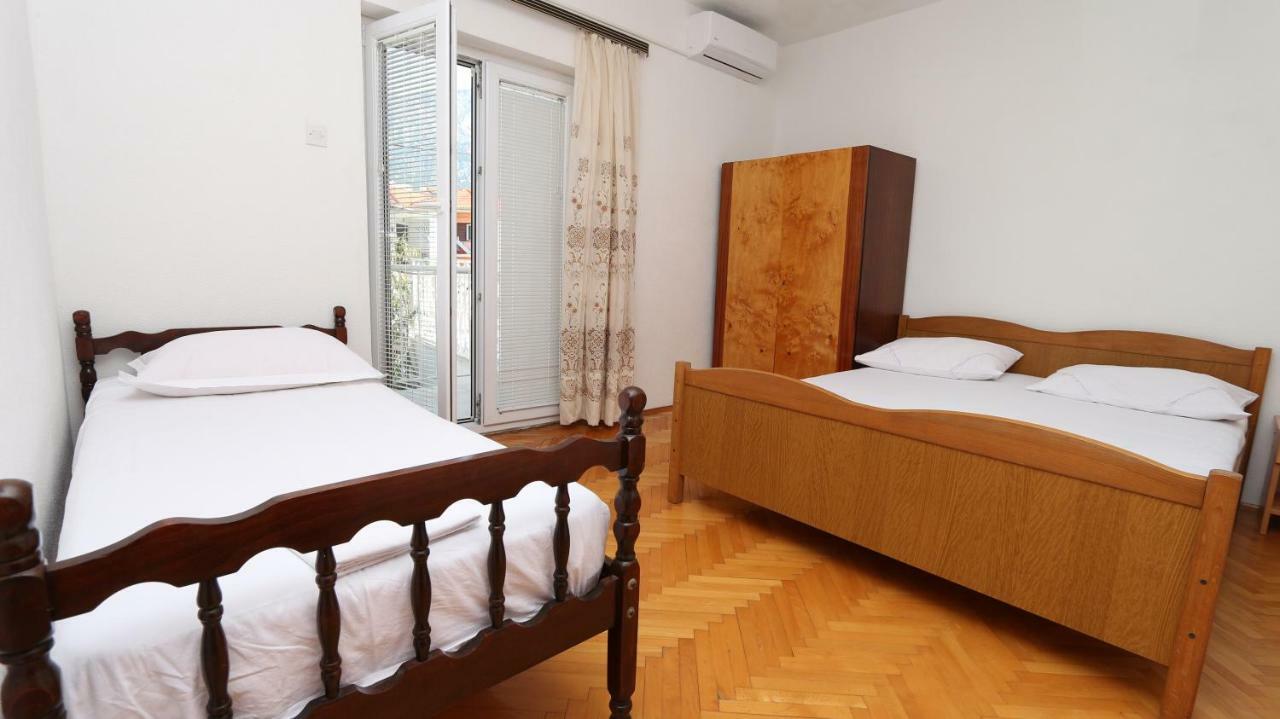 Dinka Guesthouse Makarska Eksteriør billede