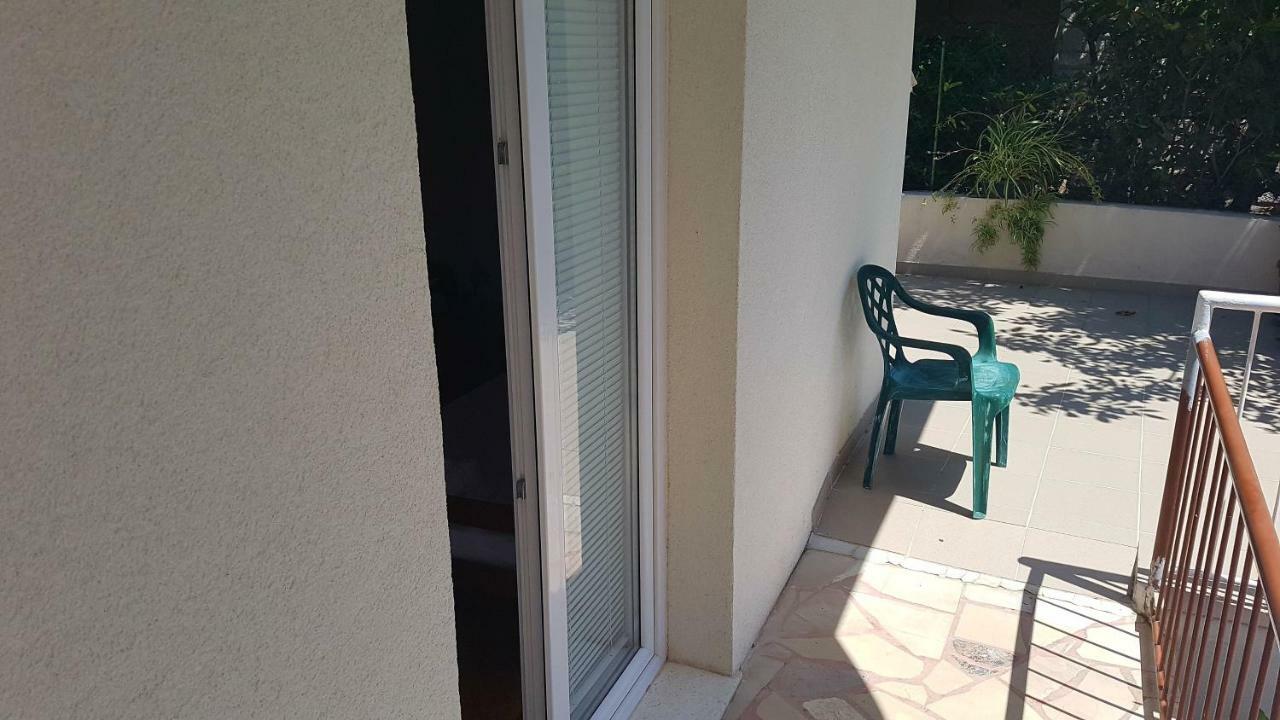 Dinka Guesthouse Makarska Eksteriør billede